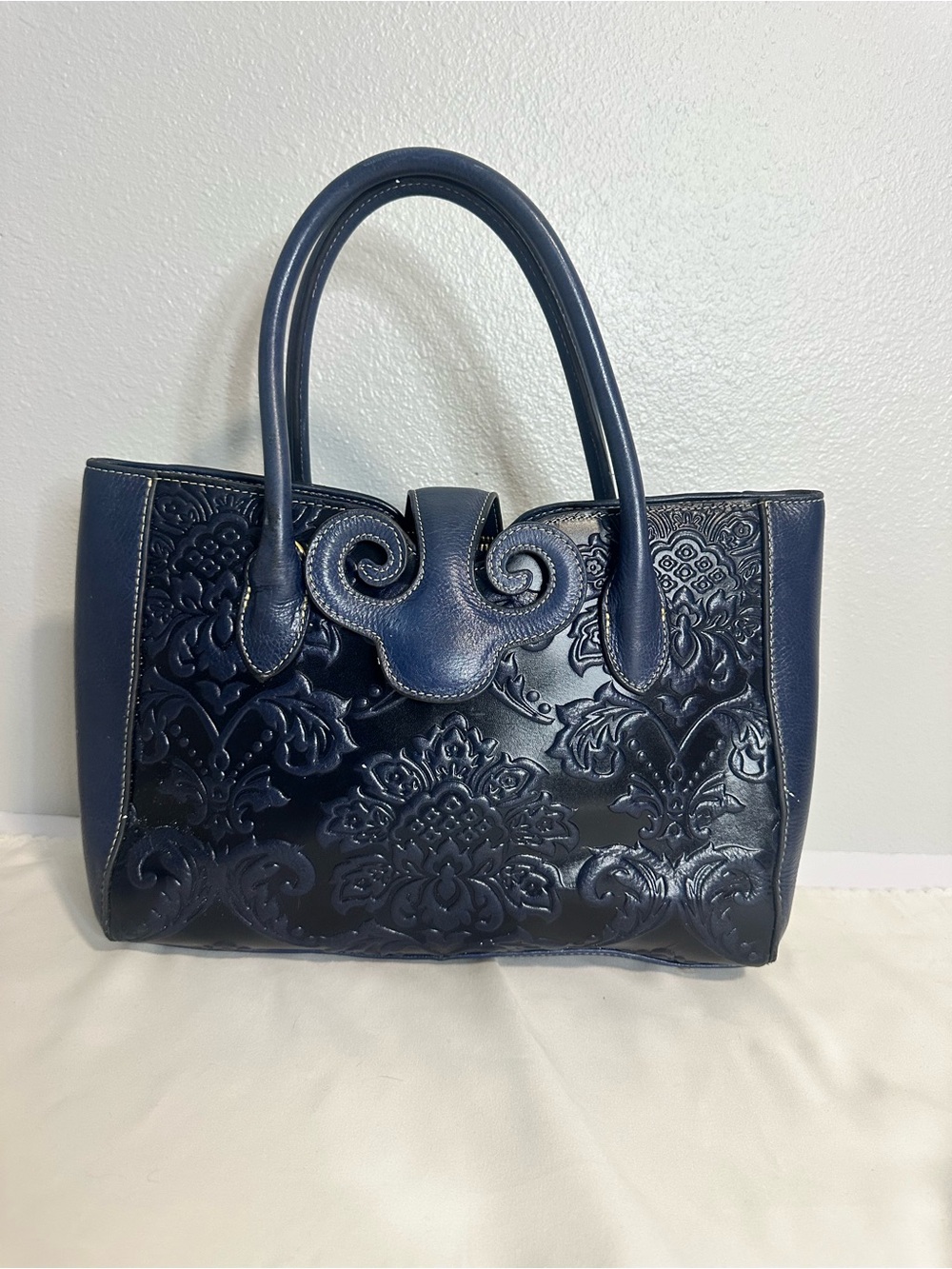 Pijushi Ornate Tooled Leather Bag